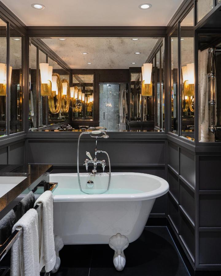 Sloane Suite at 11 Cadogan Gardens