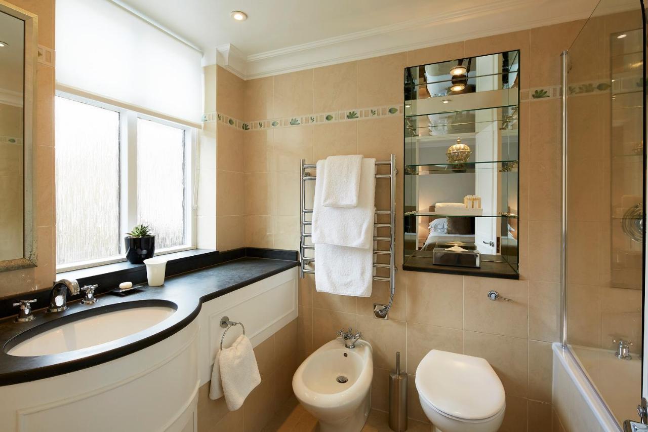 Luxury One Bedroom Apartment