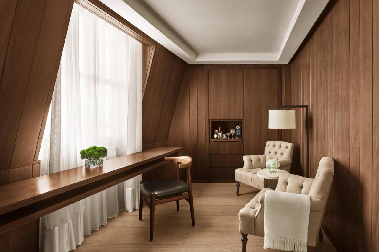 Loft King Room