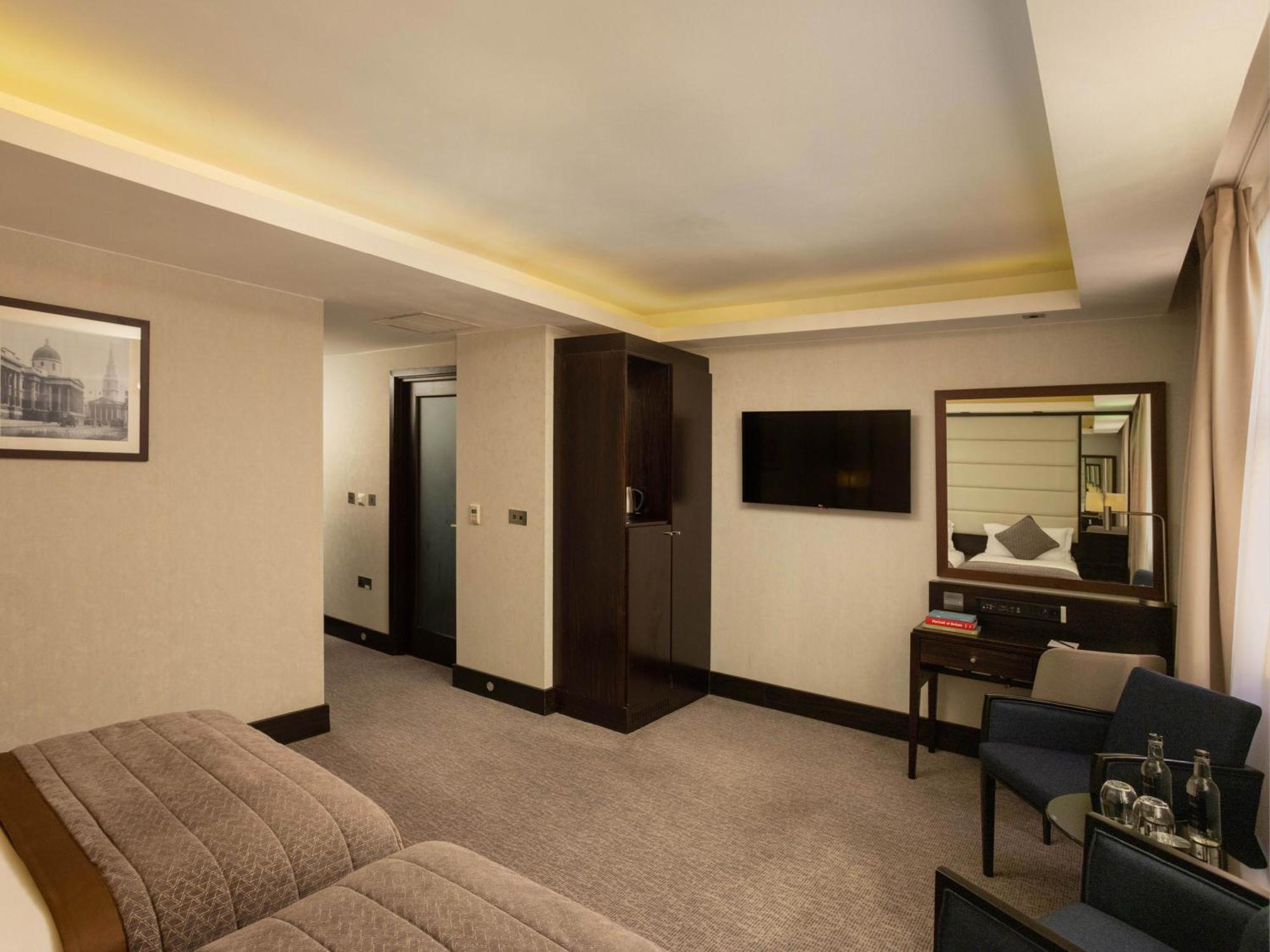 Montcalm Club Twin