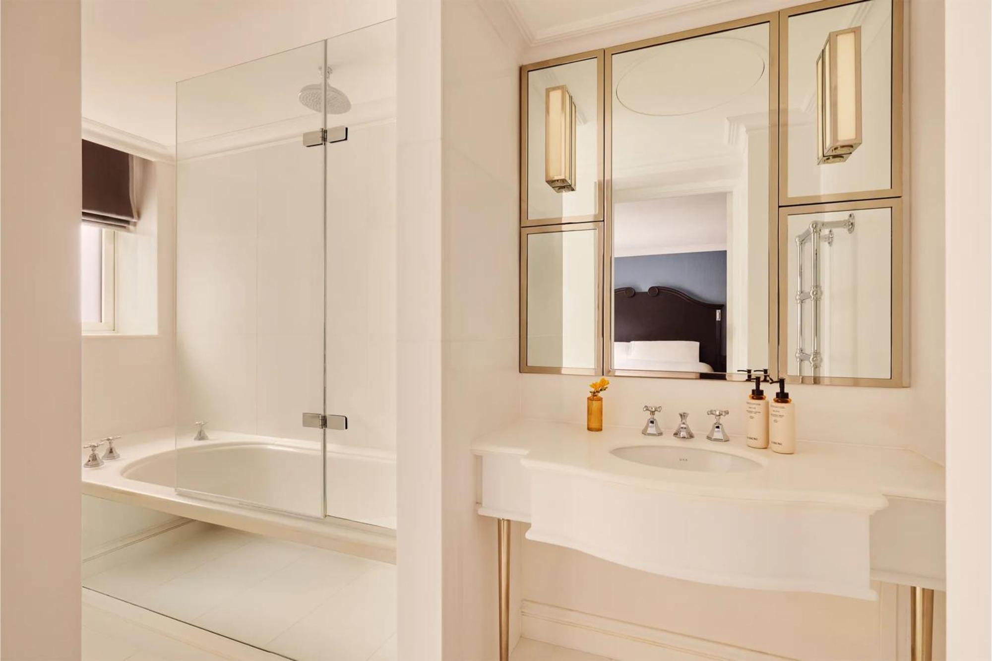 Courtyard Deluxe Room