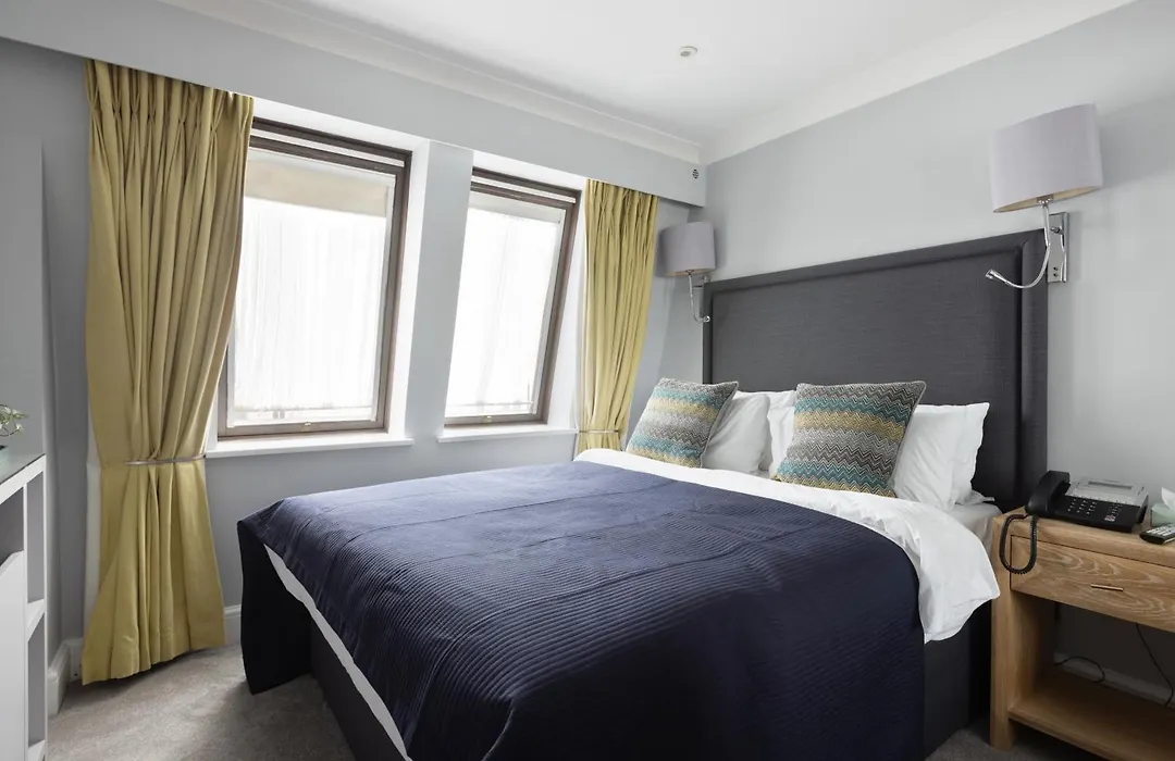 Mayfair House-1