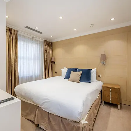 Claverley Court Apartments Knightsbridge-3