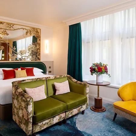 The Capital Hotel, Apartments & Townhouse - Small Luxury Hotels Of The World-3