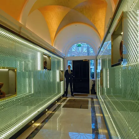 Park Grand Mayfair-3