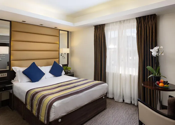 Park Grand Mayfair London