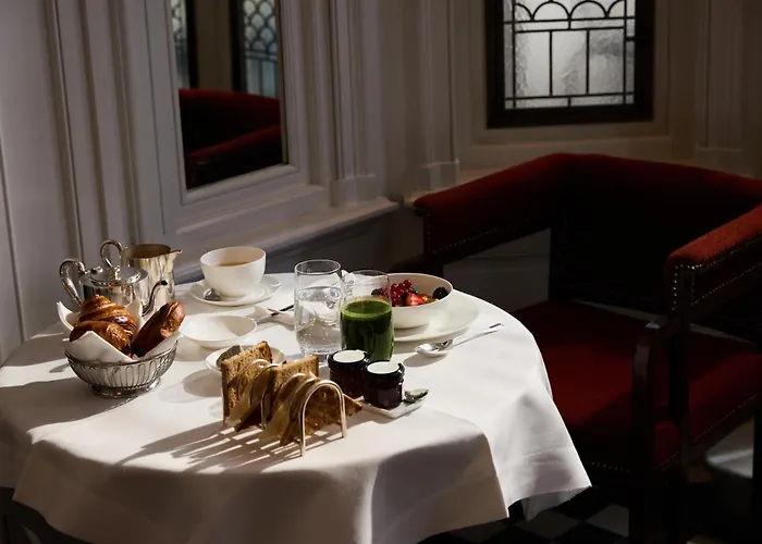 At Sloane Hotel London