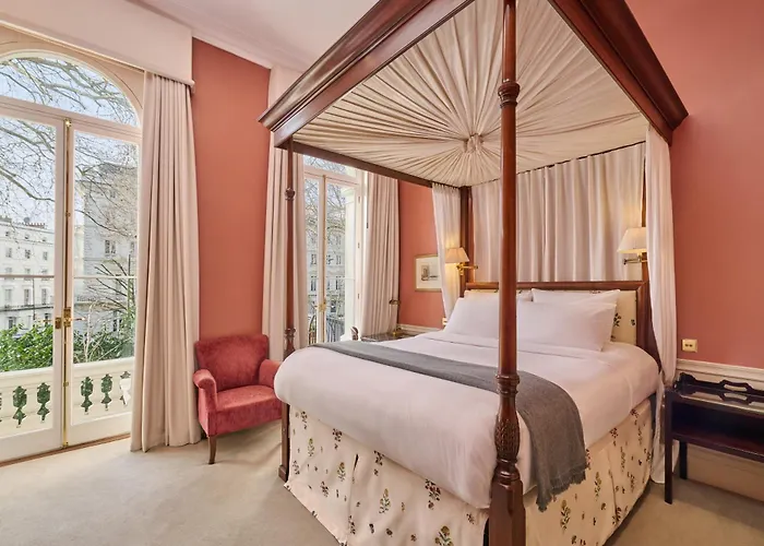 Roseate House London Hotel